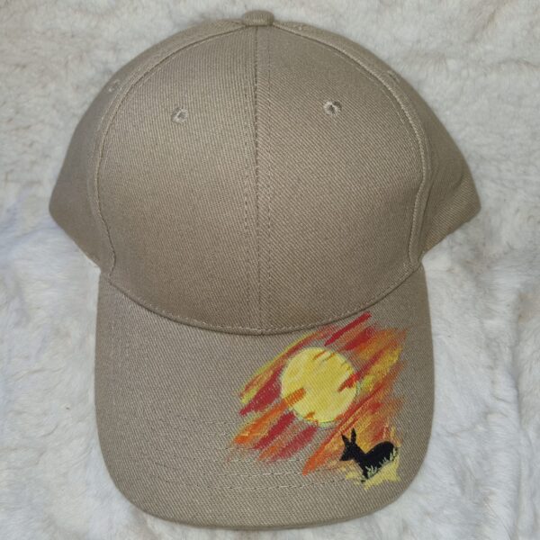 KC Unikat Cap M-006 Drohne im Sonnenaufgang auf heller Cap