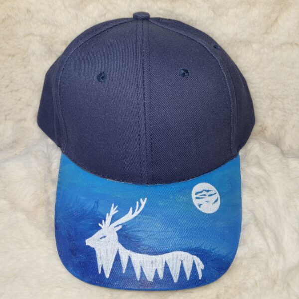 KC Unikat Cap M-007 Hirsch in Winterlandschaft auf dunkler Cap
