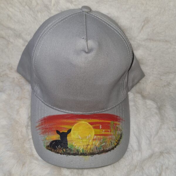 KC Unikat Cap M-013 Kitz im Sonnenuntergang auf heller Cap