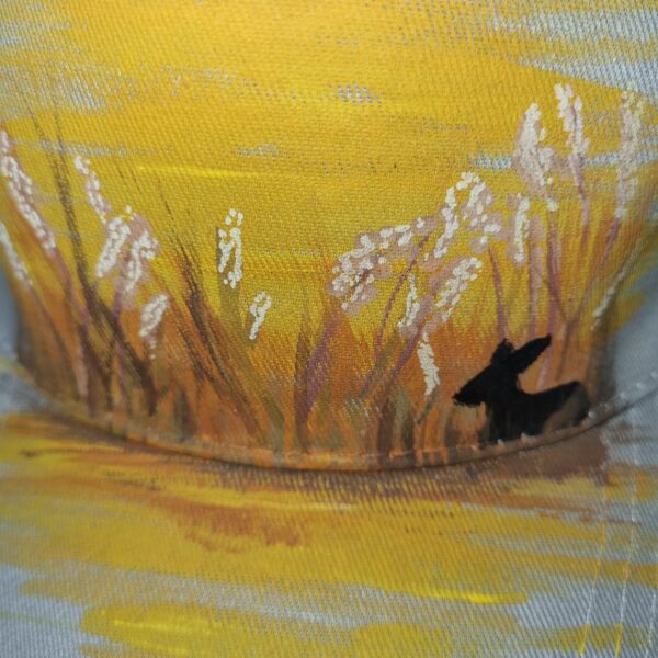 KC Unikat Cap M-030 – Kitz in Wiesenlandschaft