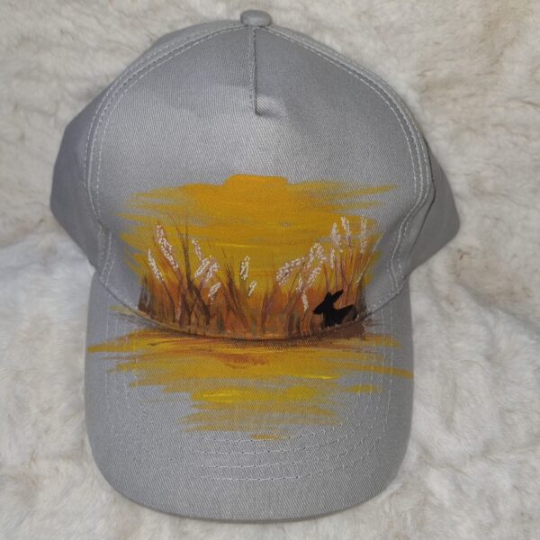 KC Unikat Cap M-030 Kitz in Wiesenlandschaft auf heller Cap